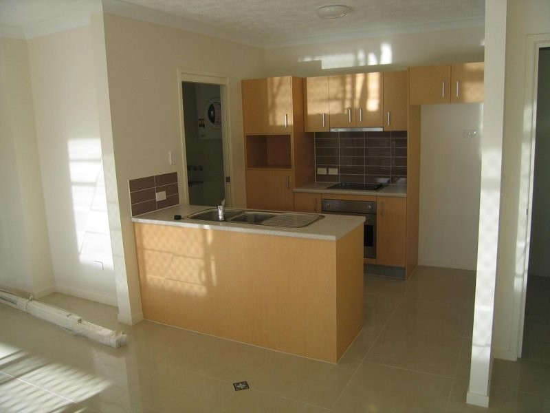 2/11 Onslow Street, Ascot QLD 4007