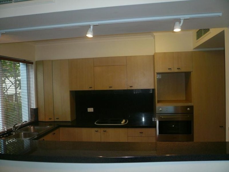 3/9 Dudley Street, West End QLD 4101