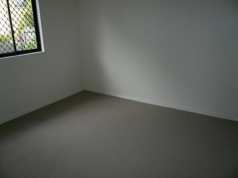 2/56 Wallace Street, Chermside QLD 4032