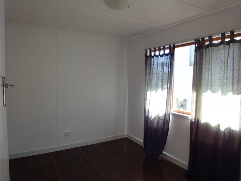 6 Doyle Street, Coorparoo QLD 4151