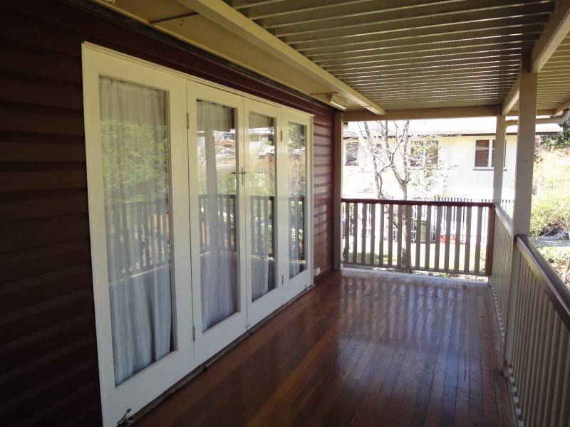 6 Doyle Street, Coorparoo QLD 4151