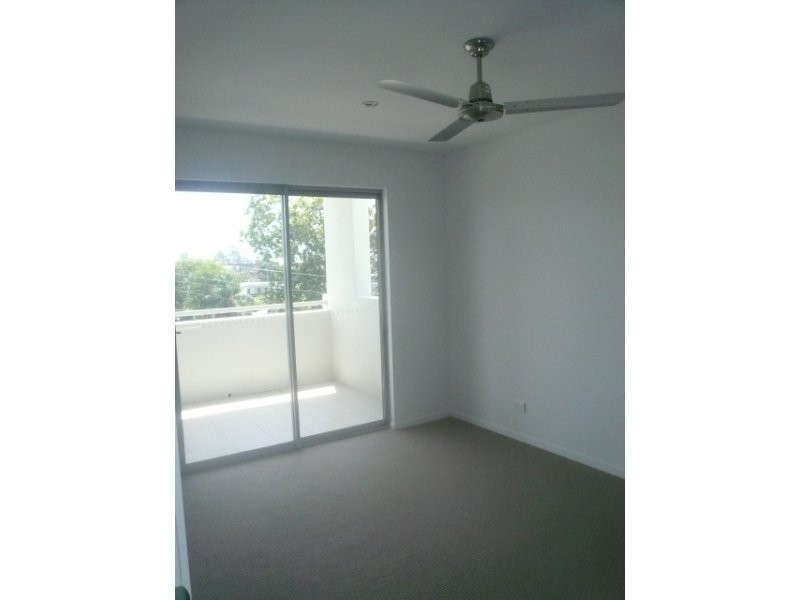 4/46 Moore Street, Morningside QLD 4170