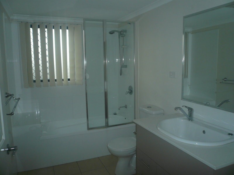 4/33 Hows Road, Nundah QLD 4012