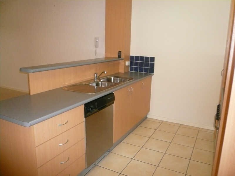 4/18 Jellicoe Street, Coorparoo QLD 4151