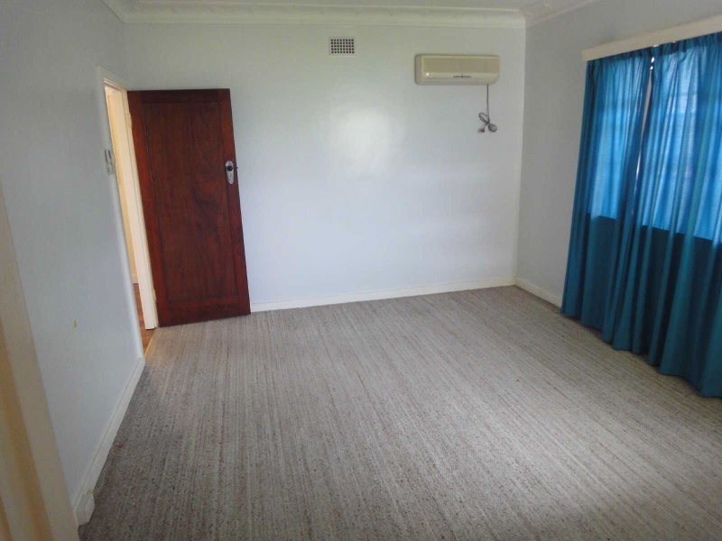 50 Forsyth Street, Fairfield QLD 4103