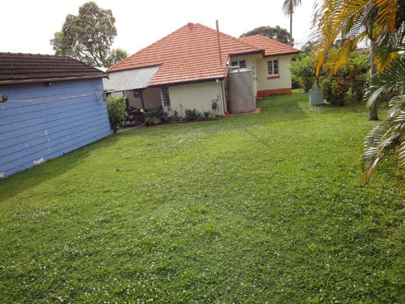 50 Forsyth Street, Fairfield QLD 4103