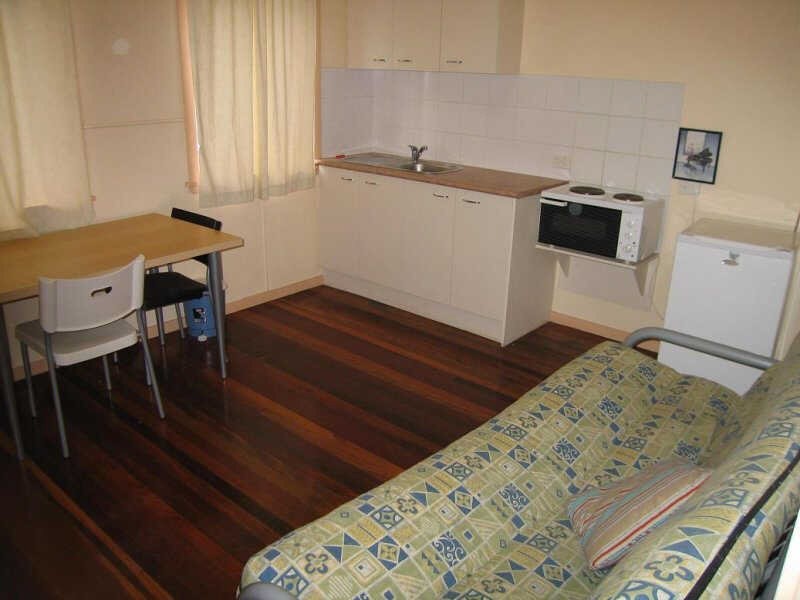 17 48-50 Thomas Street, West End QLD 4101