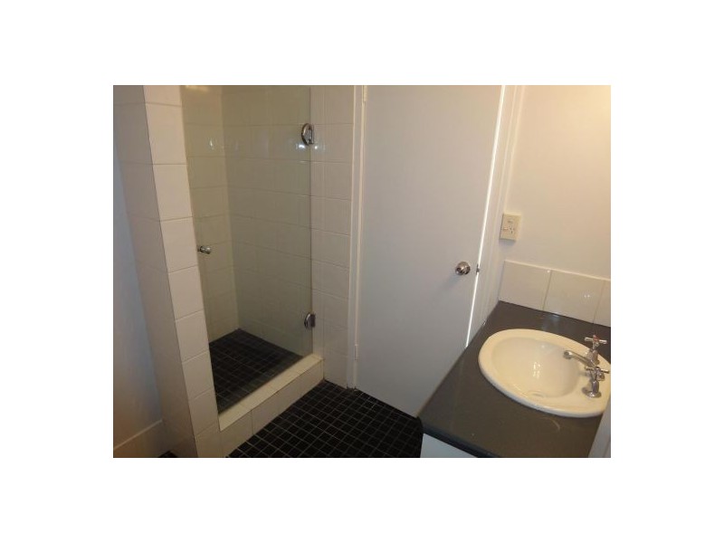 28 2 Gertrude Street, Highgate Hill QLD 4101