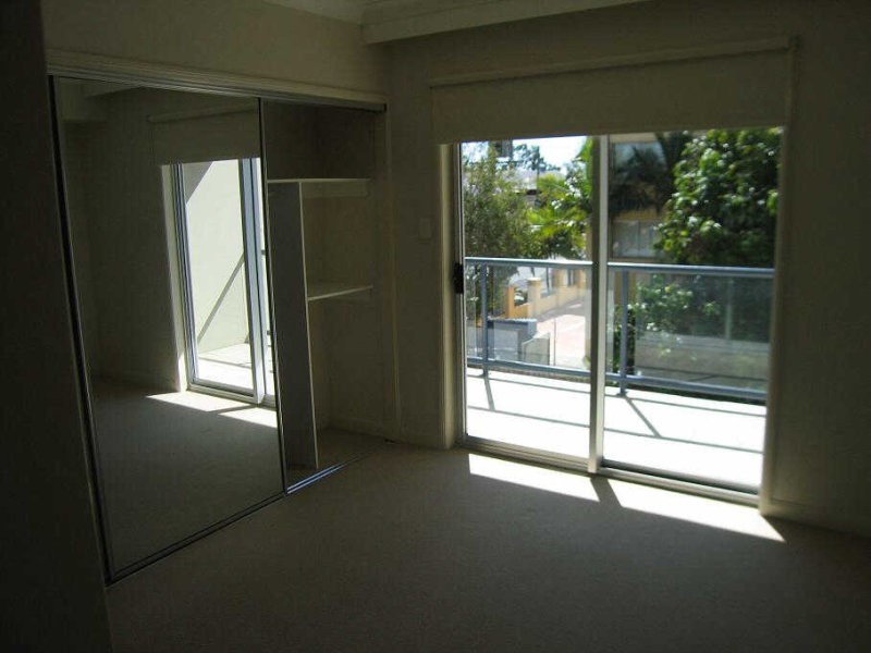 1/19 Thorn Street, Kangaroo Point QLD 4169