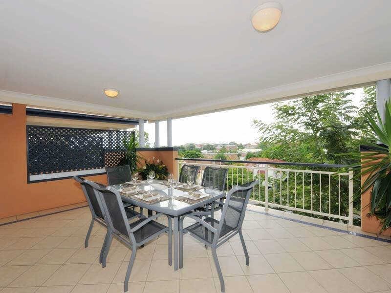 5/18 Dorinda Street, Greenslopes QLD 4120