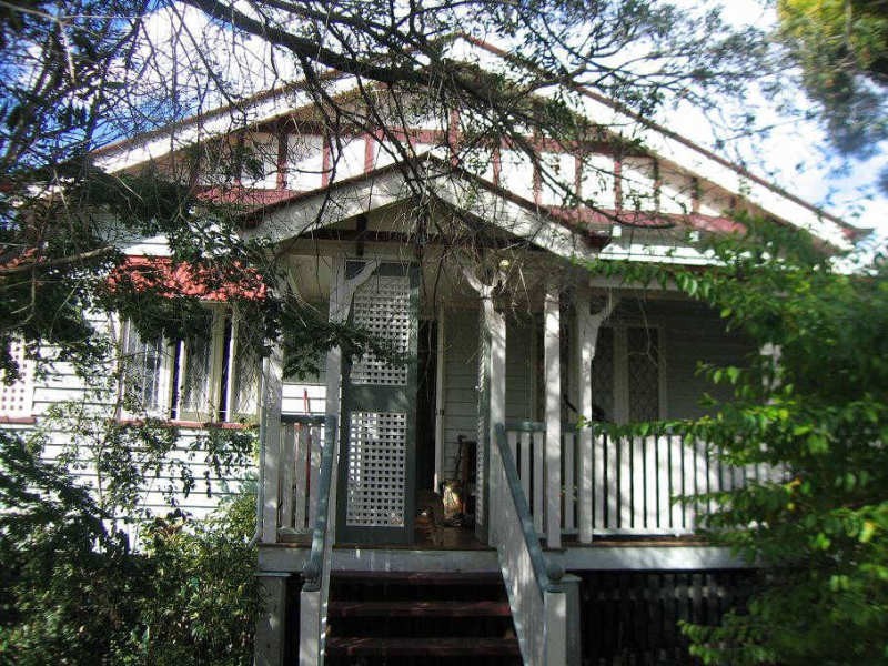 24 Hampstead Road, Highgate Hill QLD 4101