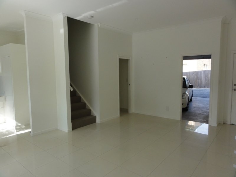 4/42 Julia Street, Wavell Heights QLD 4012