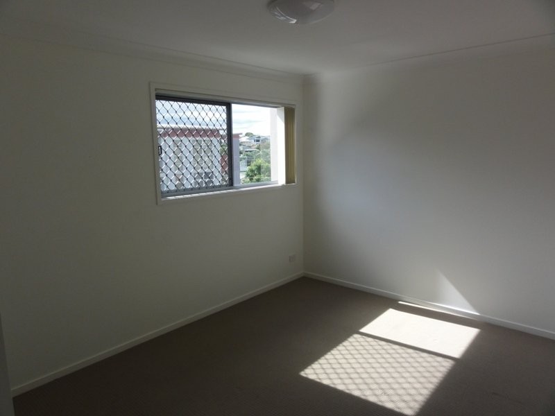 4/42 Julia Street, Wavell Heights QLD 4012