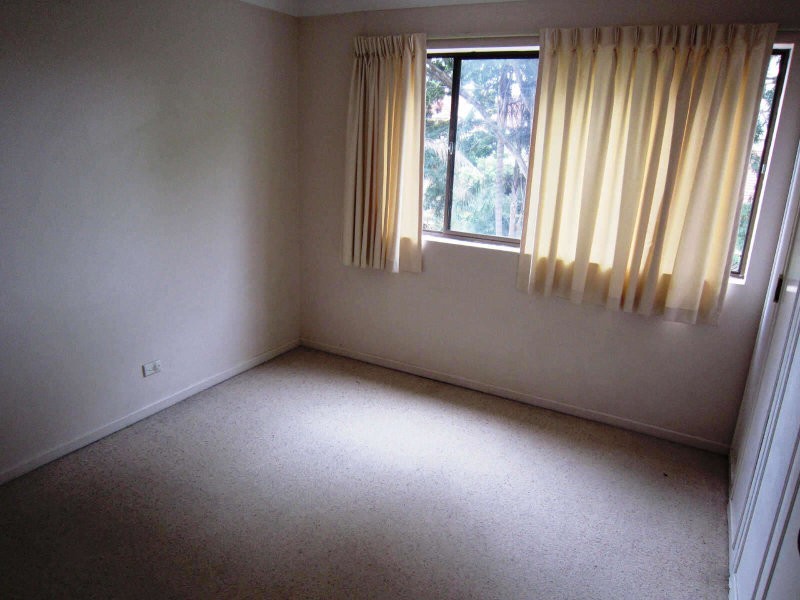 28/12 Patrick Lane, Toowong QLD 4066