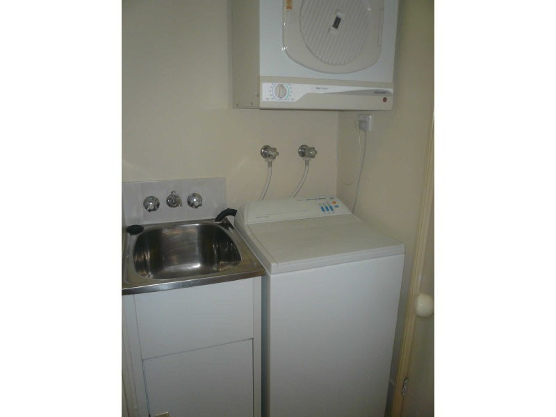 202/220 Melbourne Street, South Brisbane QLD 4101