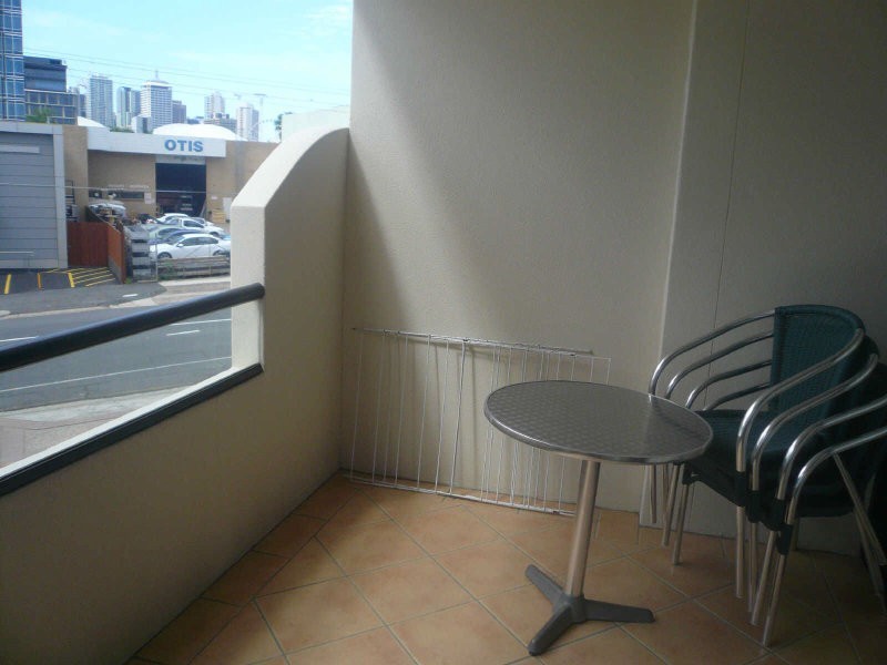 202/220 Melbourne Street, South Brisbane QLD 4101