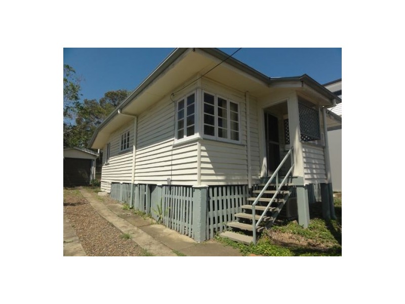 81 White Street, Graceville QLD 4075