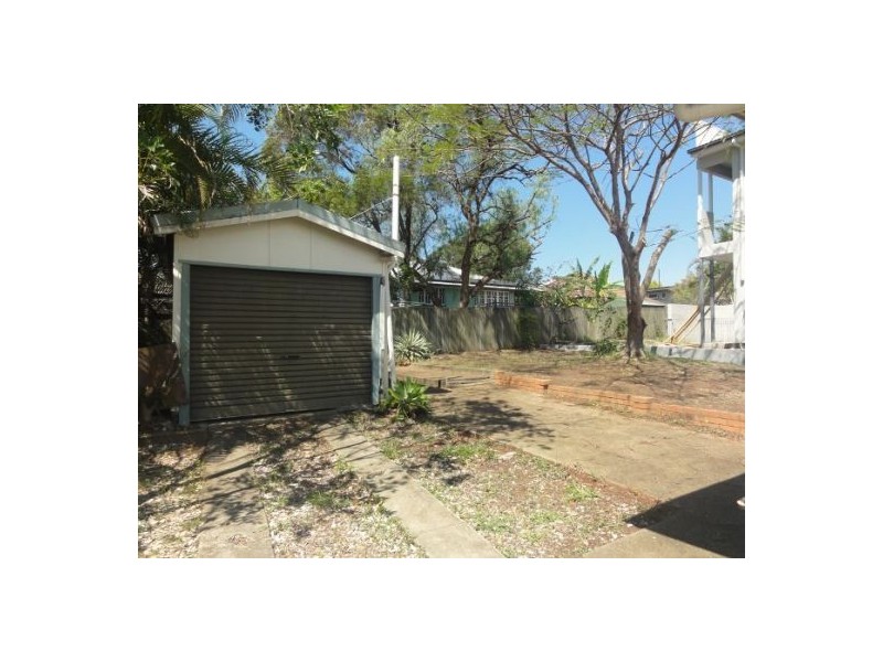 81 White Street, Graceville QLD 4075