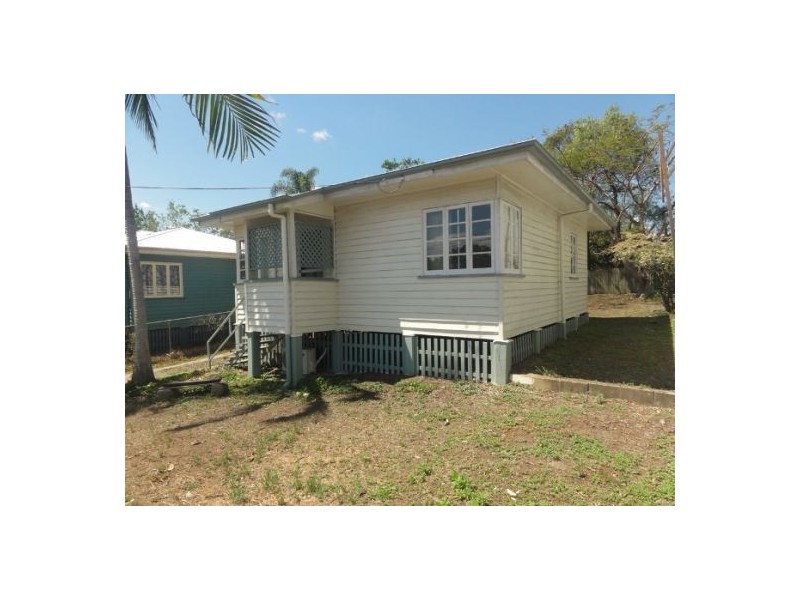 81 White Street, Graceville QLD 4075