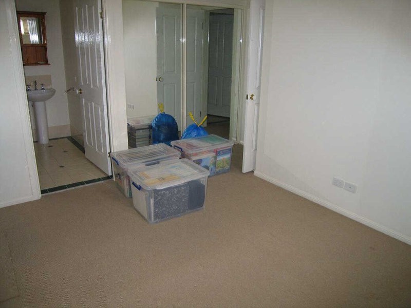 2/36 Beverley Street, Morningside QLD 4170