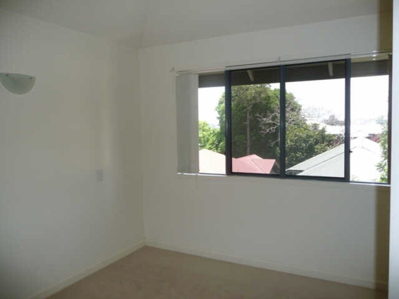 15 Brighton Road, West End QLD 4101