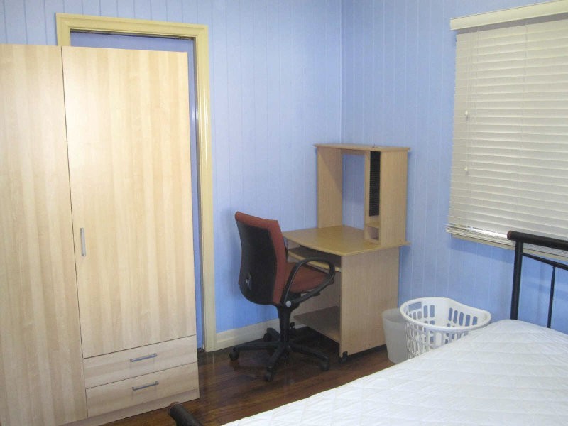 4/34 Redfern Street, Woolloongabba QLD 4102