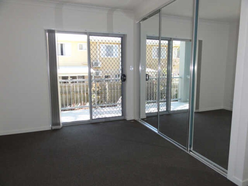 1/52 Birdwood Street, Zillmere QLD 4034