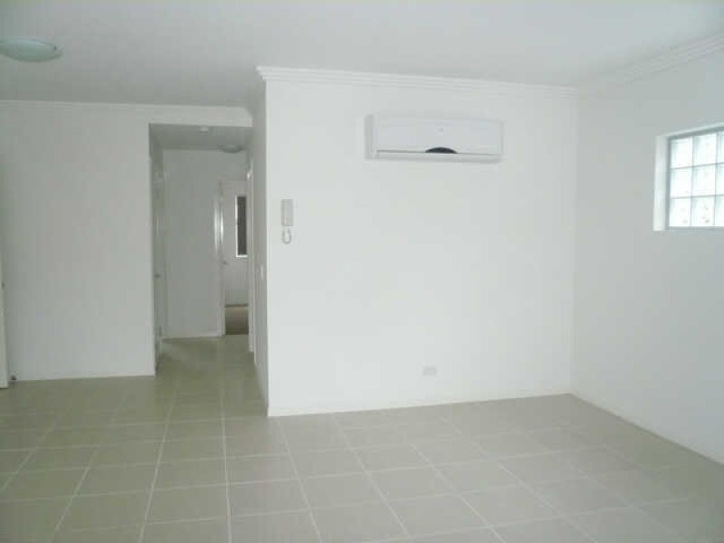 2/20 Pioneer Street, Zillmere QLD 4034