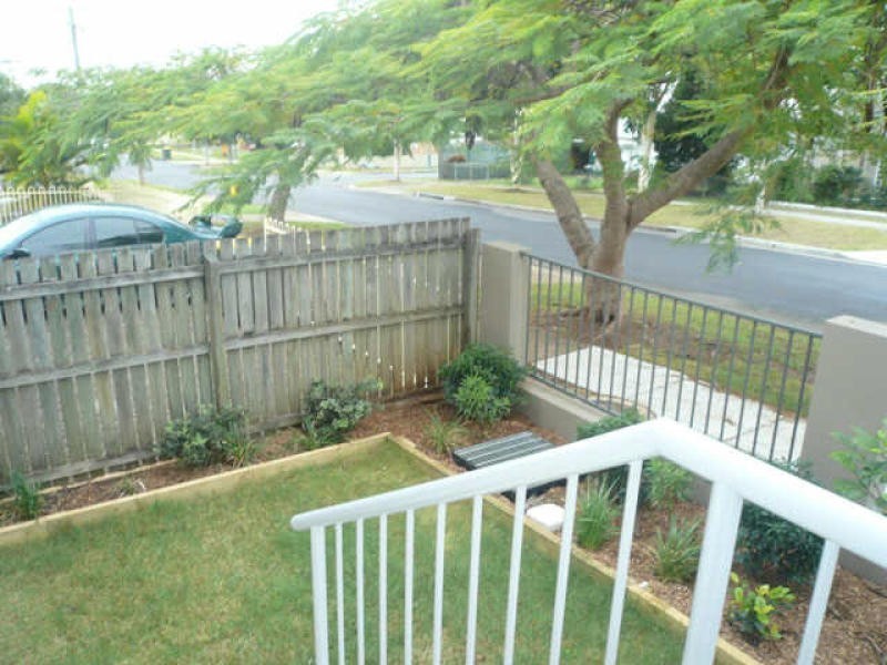 2/20 Pioneer Street, Zillmere QLD 4034