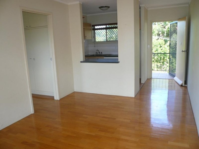 13/2 Gertrude Street, Highgate Hill QLD 4101