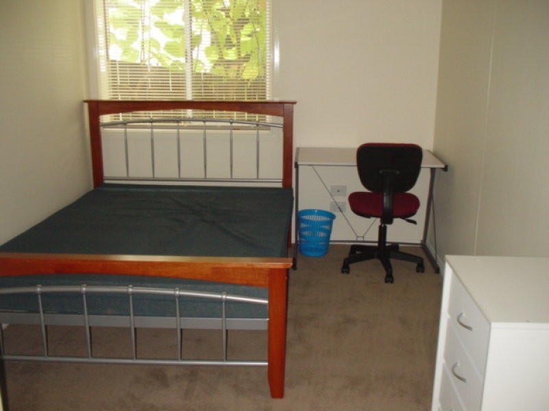 43 Gloucester St, Highgate Hill QLD 4101