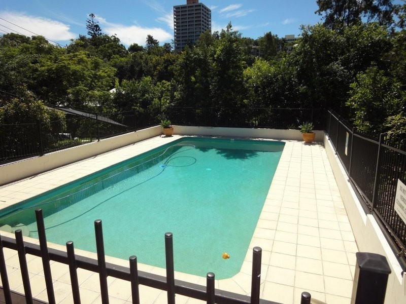 2/25 Dudley St, Highgate Hill QLD 4101