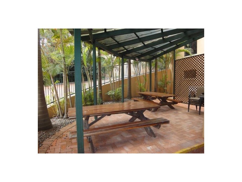 12/19 Dudley St, Highgate Hill QLD 4101