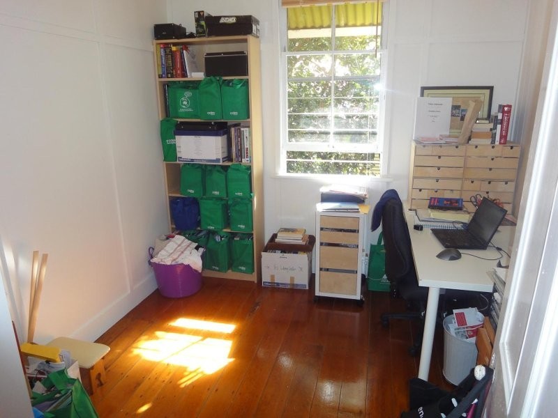 10 Hove St, Highgate Hill QLD 4101