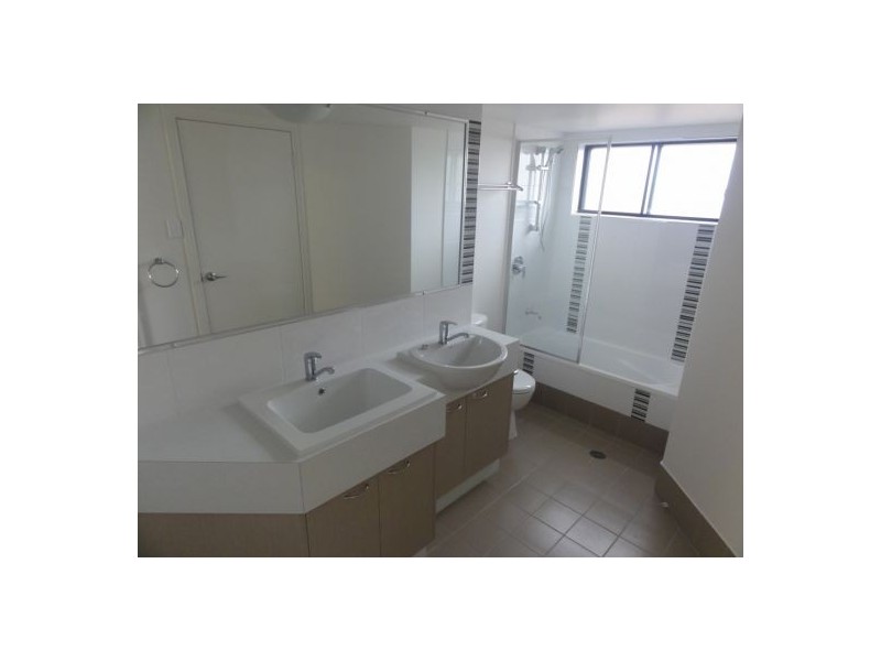 4 61 Davenport Street, Chermside QLD 4032