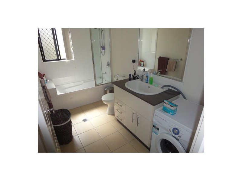 1/33 Hows Rd, Nundah QLD 4012