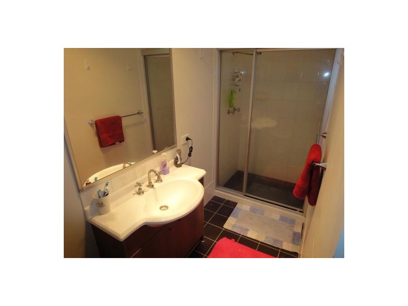 1/4 Elba Lane, Morningside QLD 4170