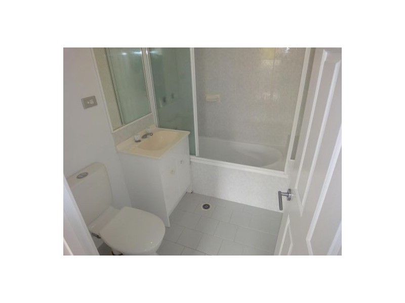 12/19 Dudley Street, West End QLD 4101