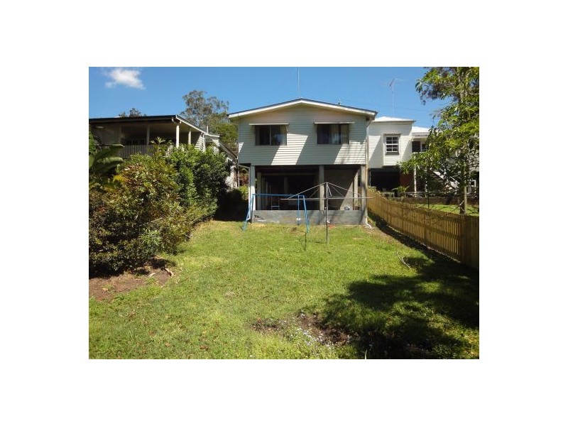 33 Wahcumba St, Dutton Park QLD 4102