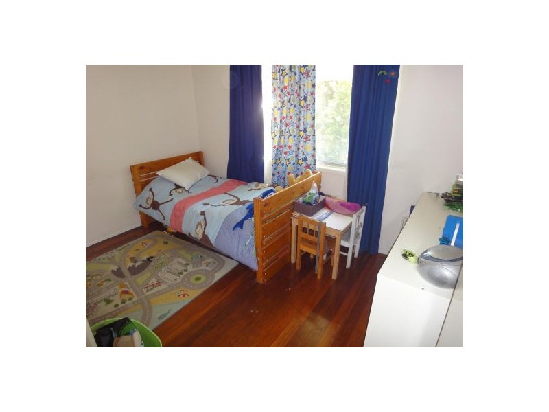 33 Wahcumba St, Dutton Park QLD 4102