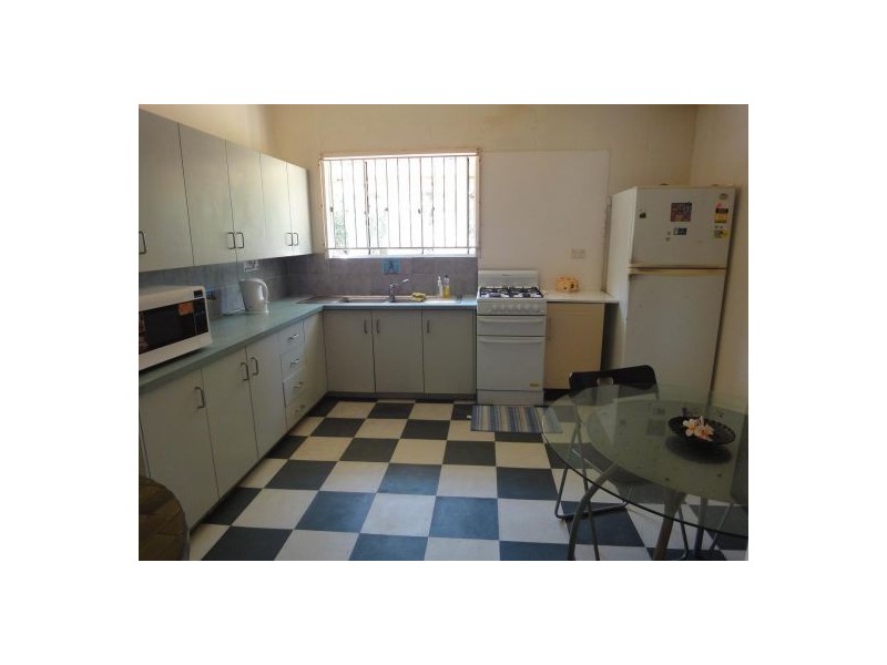 16 Hove Street, Highgate Hill QLD 4101