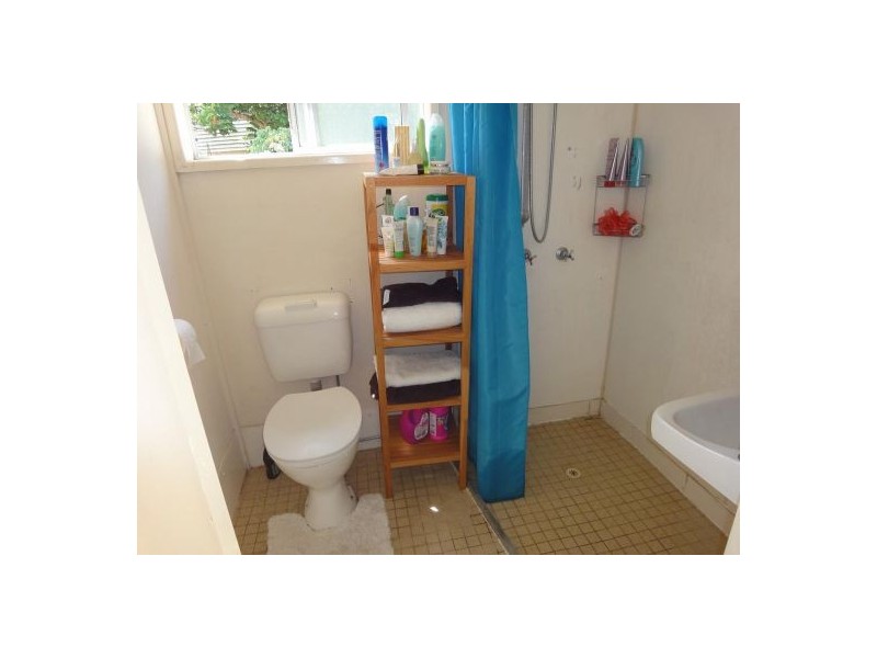 16 Hove Street, Highgate Hill QLD 4101