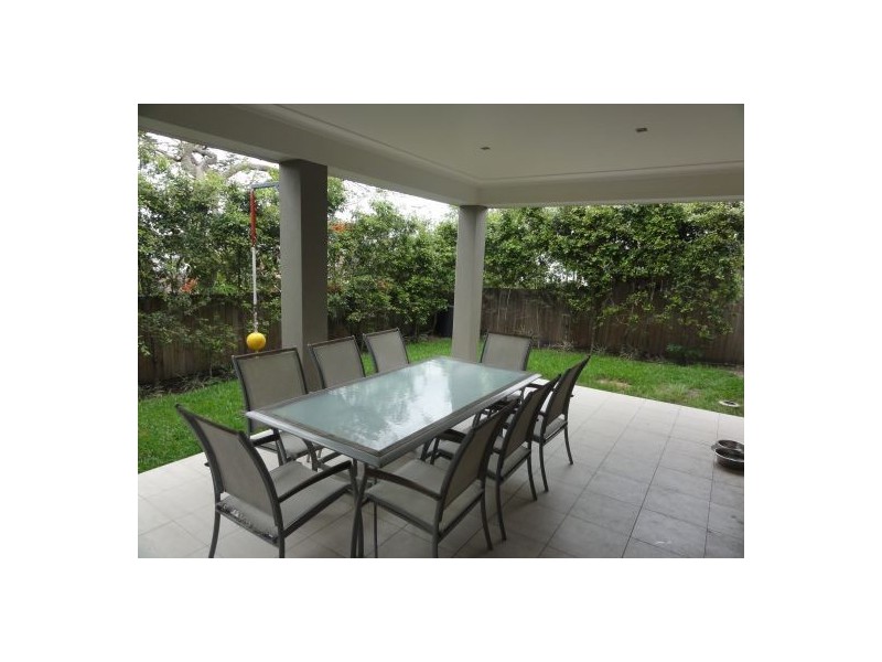 1 Lochaber St, Dutton Park QLD 4102