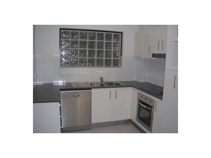 3 26-28 Bradley Street, Kedron QLD 4031