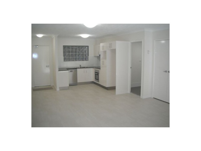 3 26-28 Bradley Street, Kedron QLD 4031