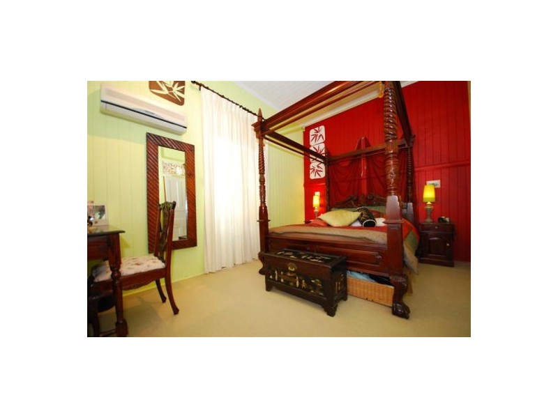 55 Green Street, Yeerongpilly QLD 4105