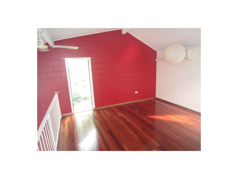 15 Oxford Tce, Taringa QLD 4068