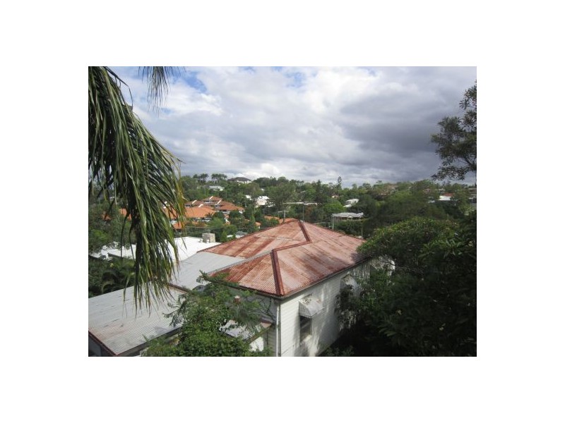 15 Oxford Tce, Taringa QLD 4068