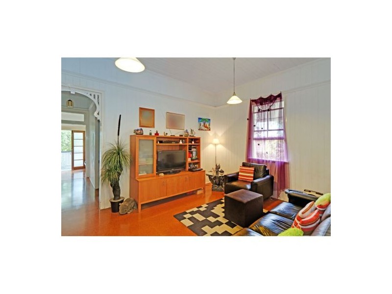 58 Heaslop Tce, Annerley QLD 4103