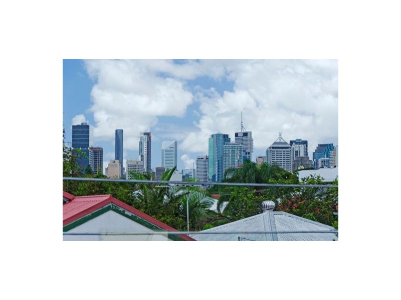 36 Granville St, West End QLD 4101